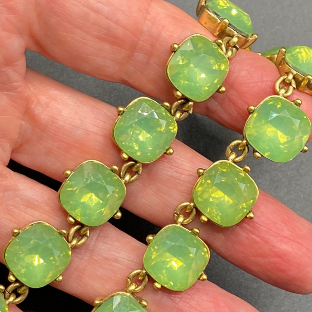 J.CREW Necklace Green & Gold Tone Statement Necklace 16" +3" Extender - Picture 6 of 9